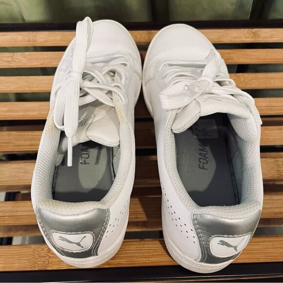 PUMA Smash Perforated White Sneaker size 6.5 - Picture 4 of 10
